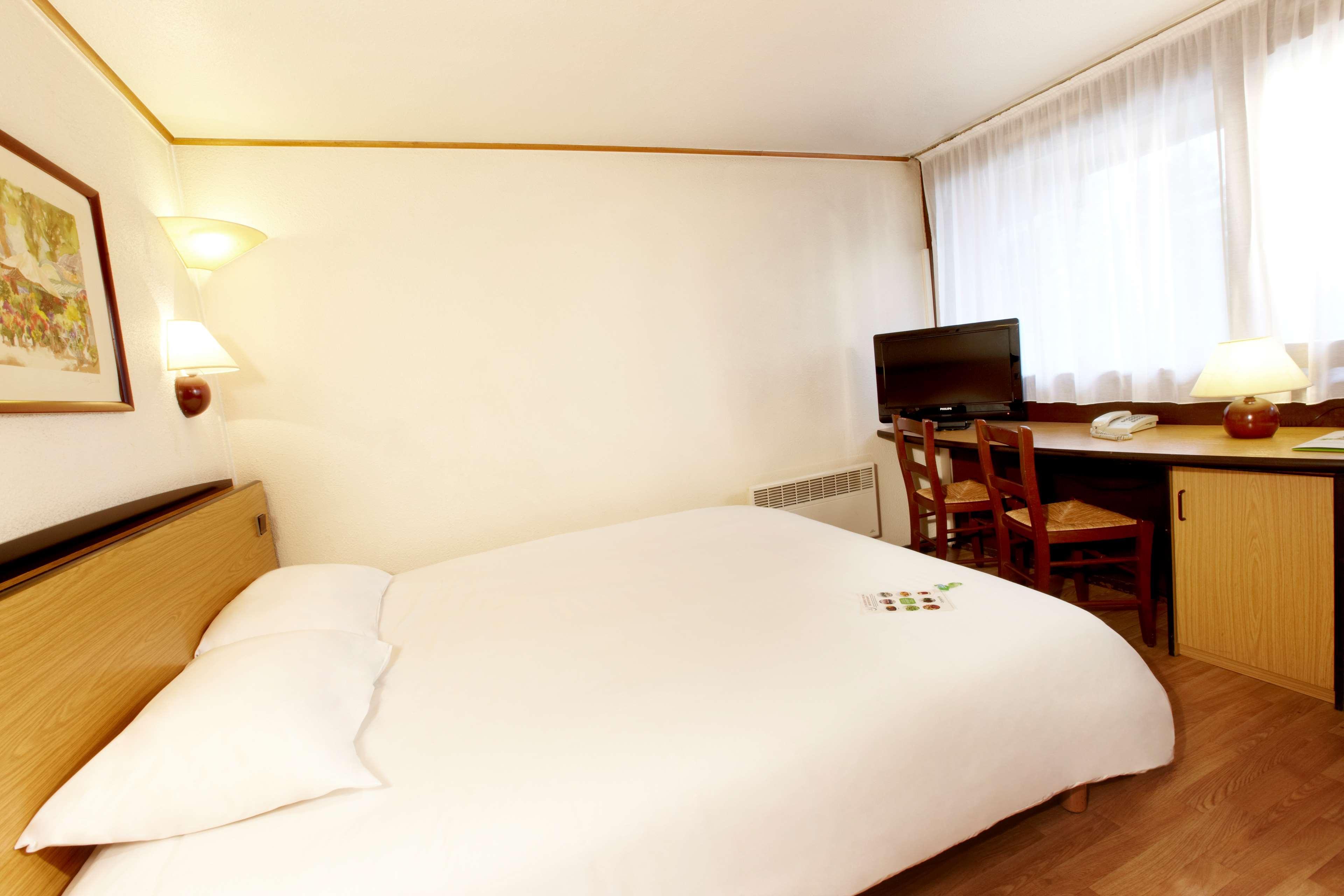 Campanile Colmar - Parc Des Expositions Hotell Exteriör bild